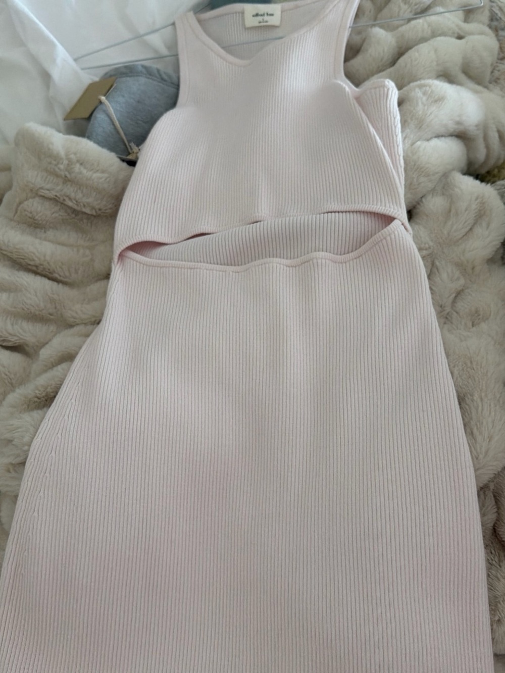 Aritzia Wilfred free summer dress - Picture 5 of 5